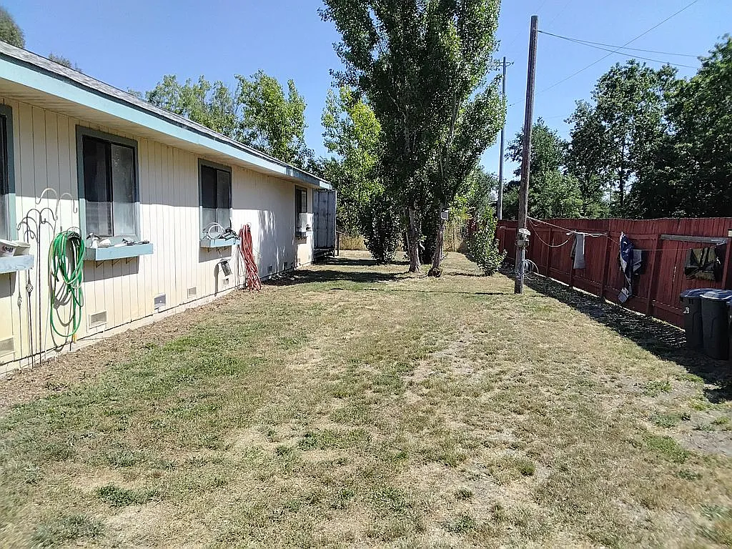 4474 Sunland Ave - Photo 3