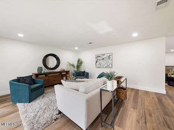 4th image of 6964 LA LOMA Drive