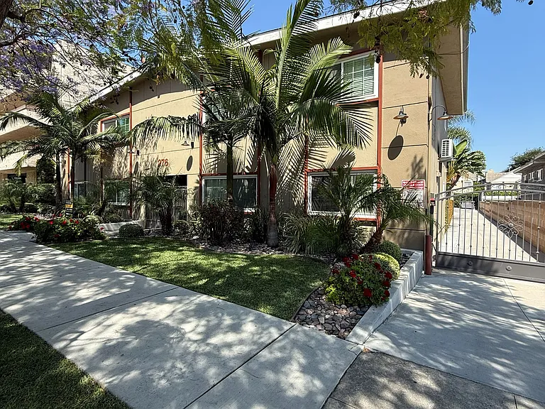 276 S Sierra Madre Blvd #2 — Photo 1