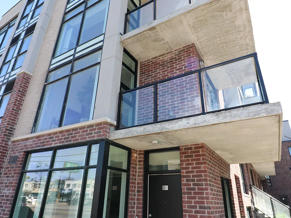 861 Sheppard Ave W #57