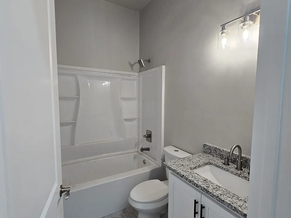 1734 Capri Ct