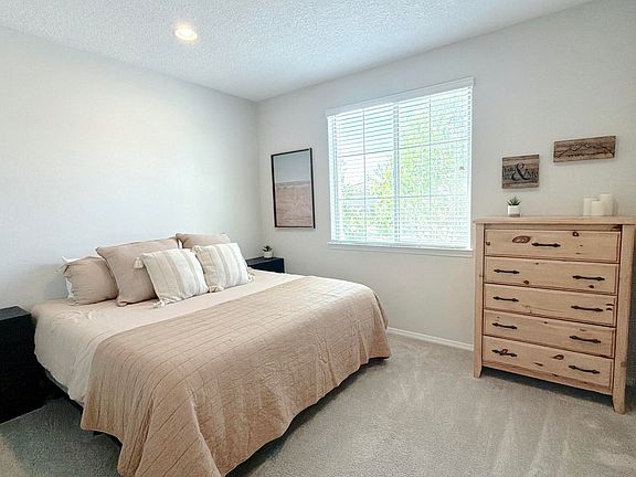 5th image of 6255 Bryce Canyon Ln NE