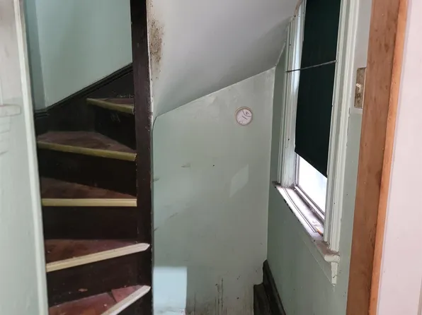 25 Dwight Street image 38 of 49