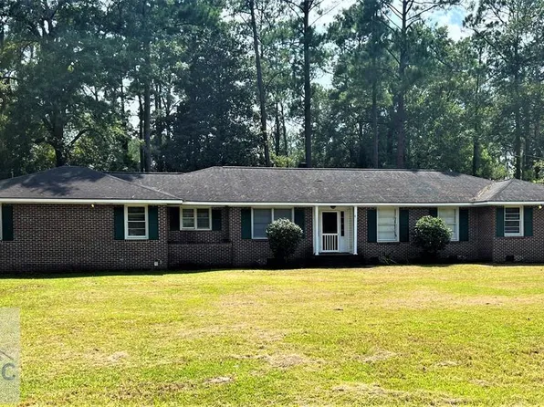 311 N McDonald St, Ludowici, GA 31316