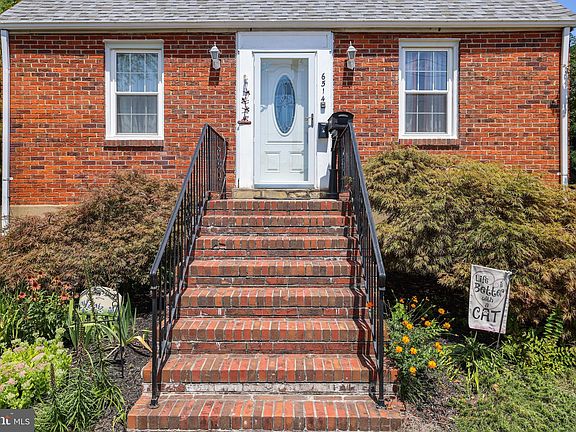 2nd image of 6514 Cedar Ln