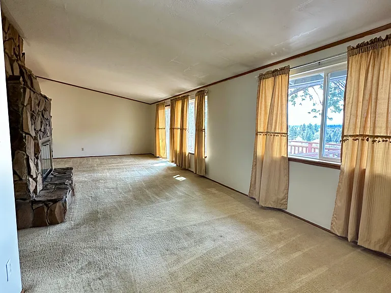 1409 NW Portland Ave — Photo 8