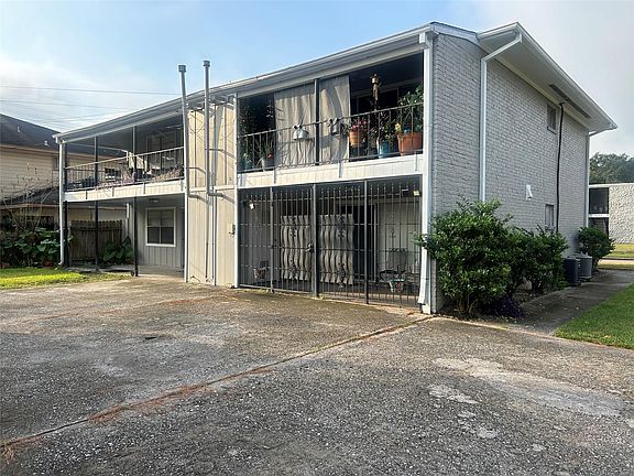 5th image of 6703 Biggs Ct APT 4