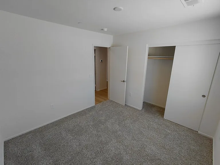 475 Palomino Ct — Photo 23