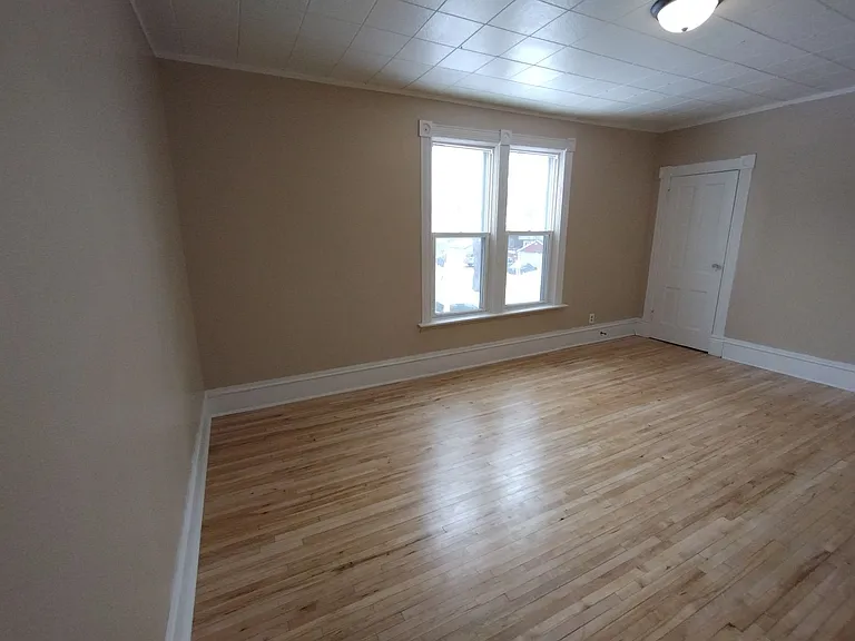 2013-2015 John Ave — Photo 32