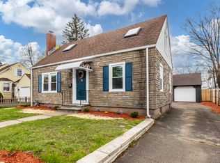 16 Ann St, Manchester, CT 06040