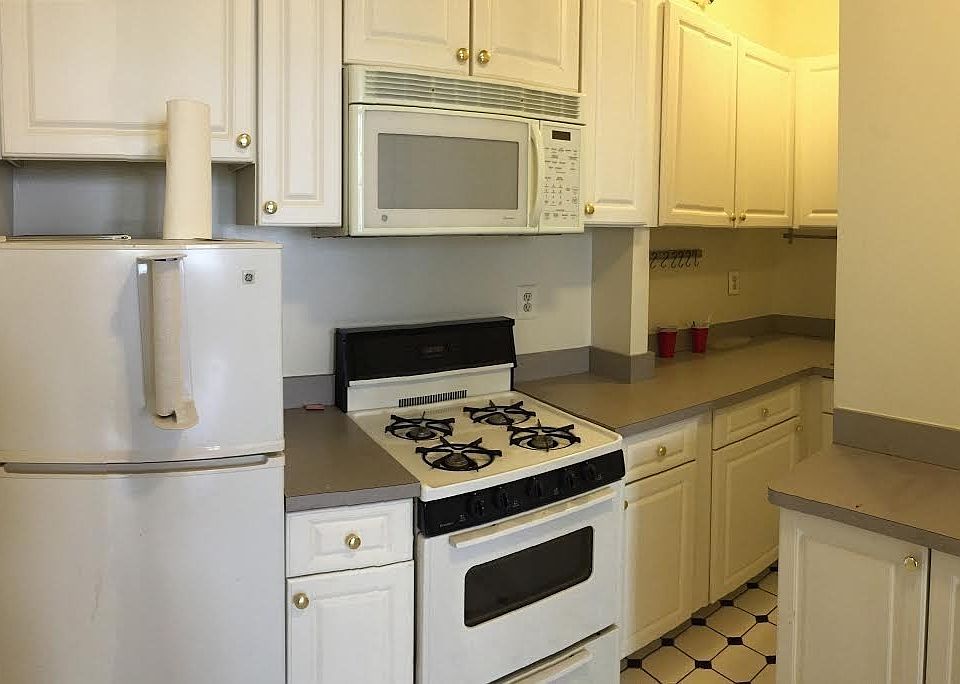 2nd image of 228 W 72nd St APT 03F