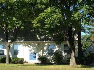 12 Loretta Ave, Chicopee, MA 01020