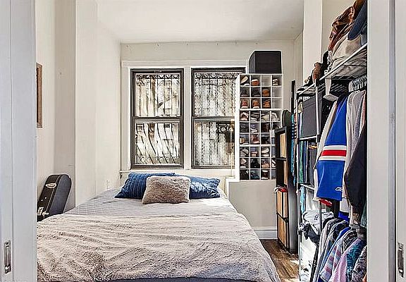 4th image of 409 E 81st St APT 1B