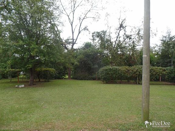 4th image of 925 Sparrow Ave