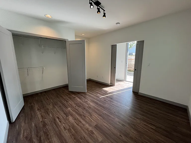 6230B Corson Ave S #6230B — Photo 9