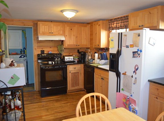 4th image of 1259 Pine St