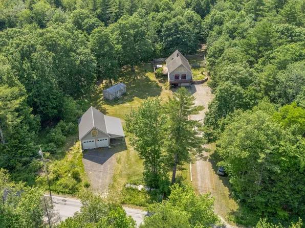 68 Carding Machine Road, Richmond, ME 04357