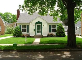 1506 Sunnyside Ave, Lansing, MI 48910