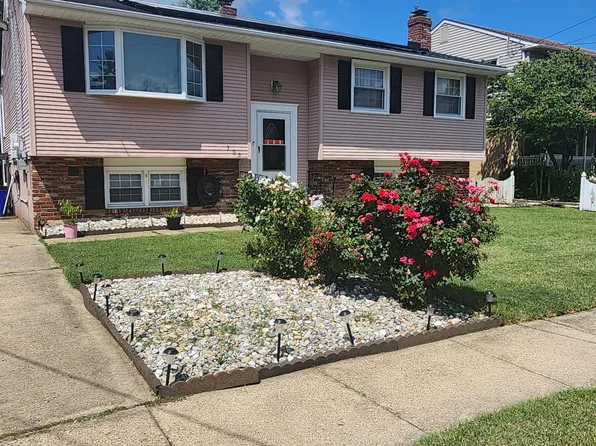 309 Oakland Ave, Bellmawr, NJ 08031