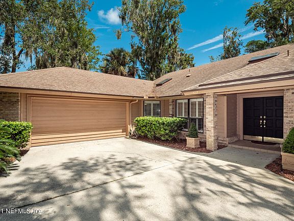 3rd image of 5112 Otter Creek Dr