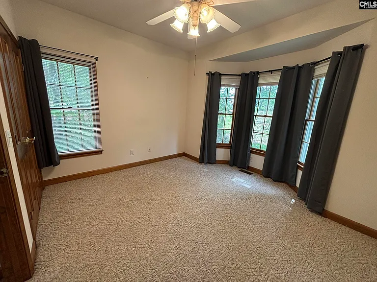527 Superior Cir — Photo 17