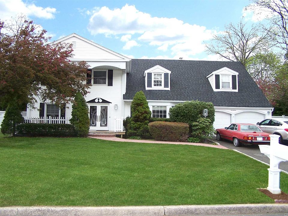 1st image of 17 Mount Marcy Ave