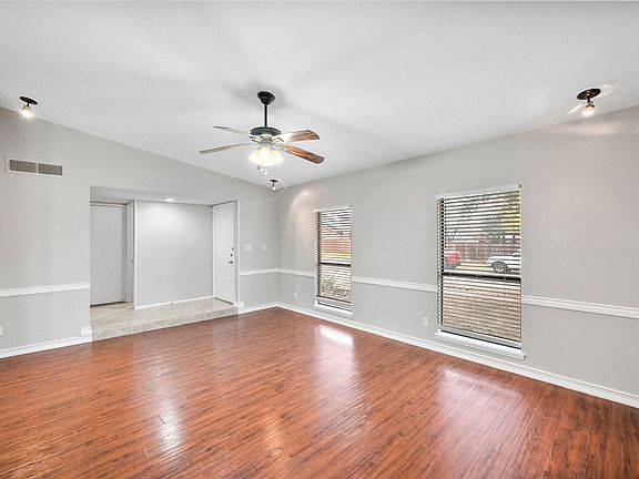 3rd image of 5212 Kemp Dr