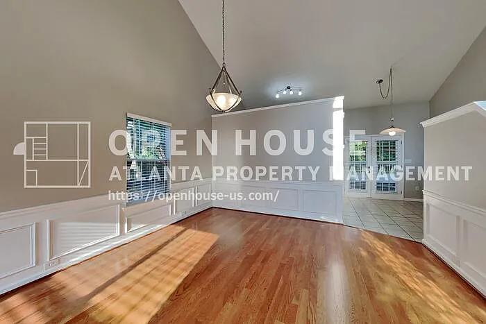 1716 Chanson Pl NE — Photo 5