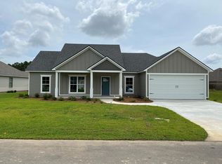 405 Falcon Way, Tifton, GA 31794