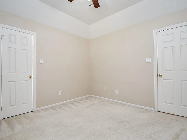 1502 Emerald Springs Ct — Photo 31