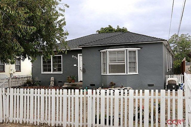 1st image of 851 Mission St