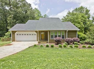 33 Rainwood Dr, Silver Creek, GA 30173