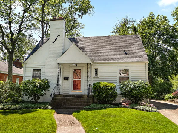 1144 Leavitt Ave, Flossmoor, IL 60422