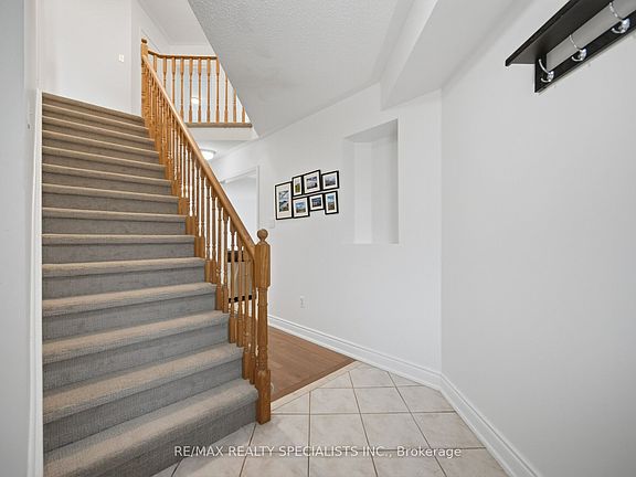 5th image of 5546 Linwell Pl