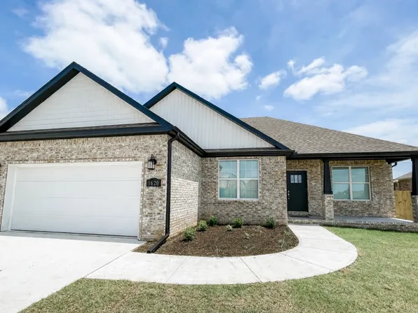 1620 N Skyline Loop, Centerton, AR 72719