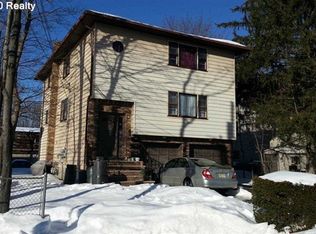 49 W Prospect St, Waldwick, NJ 07463