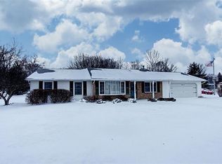 1810 Shaggy Bark Rd, Troy, OH 45373