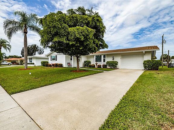 2nd image of 6938 Antigua Pl