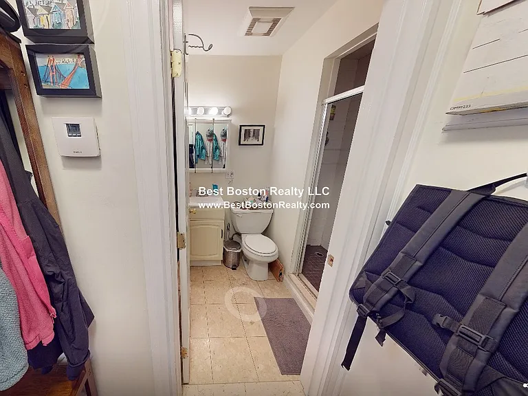 8 Bishop Allen Dr #4 — Photo 4