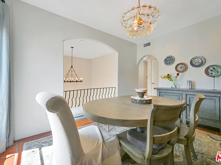 1414 N Harper Ave #5 — Photo 12