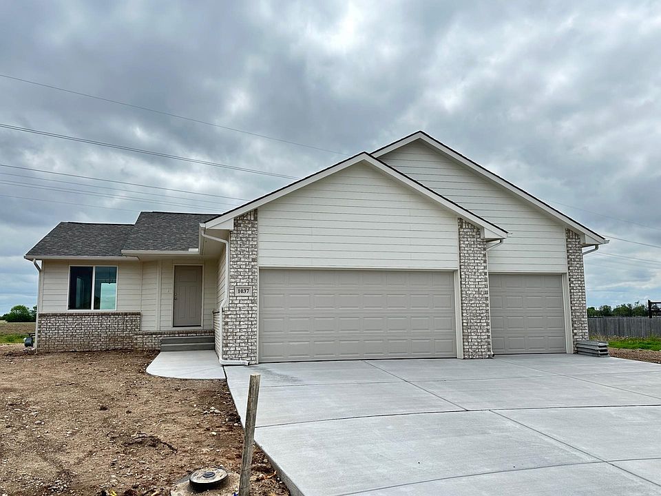 1st image of 1037 E Stafford Ct