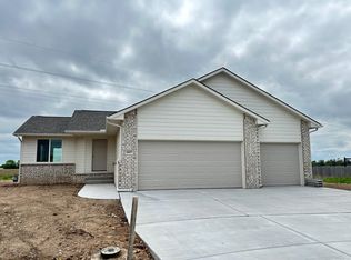 1037 E Stafford Ct, Augusta, KS 67010