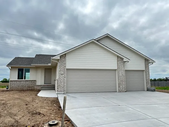 1037 E Stafford Ct, Augusta, KS 67010