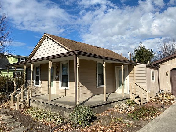 3rd image of 146 Evans Ave