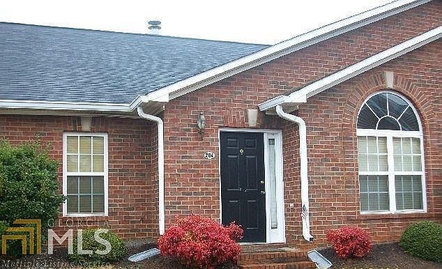 1st image of 204 Mountain Chase Dr