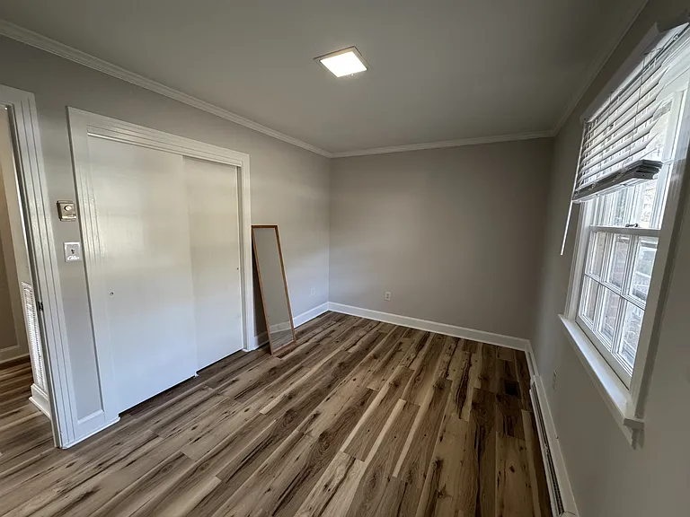 408 E Simmons Ave — Photo 13