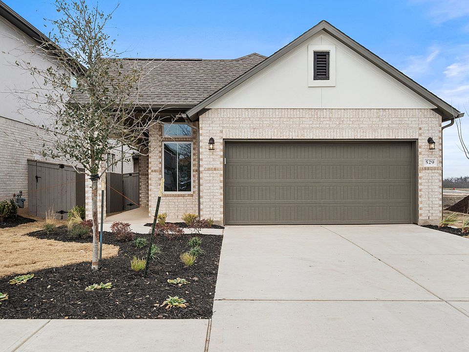 Exterior Style W