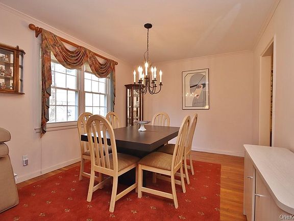 5th image of 47 Fuller Road