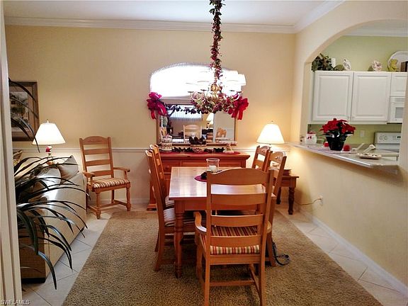 4th image of 8067 Woodridge Pointe Dr