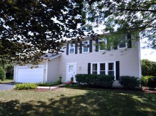1162 Hanover Dr, Batavia, IL 60510